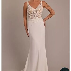 Galina Signature wedding dress in Ivory-Size 10